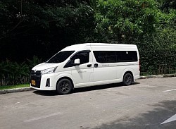 รถตู้ VIP บริการ รับส่ง ที่ท่องเที่ยว ต่างๆ ทั่วประเทศไทย 24 ชั่วโมง